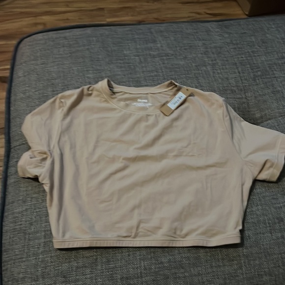 Skims Fits Everybody Super Cropped T-Shirt - Picture 3 of 5